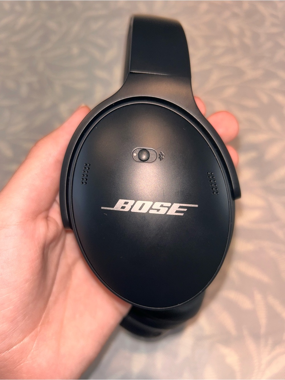 Bose QuietComfort Wireless Bluetooth Headphones - Picture 4 of 4